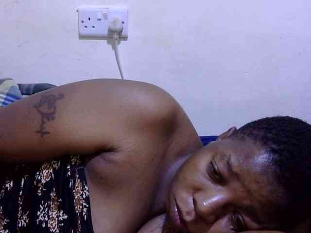 Cute-adiyaa webcam