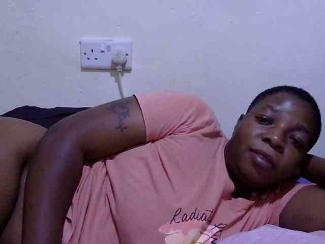 Cute-adiyaa webcam