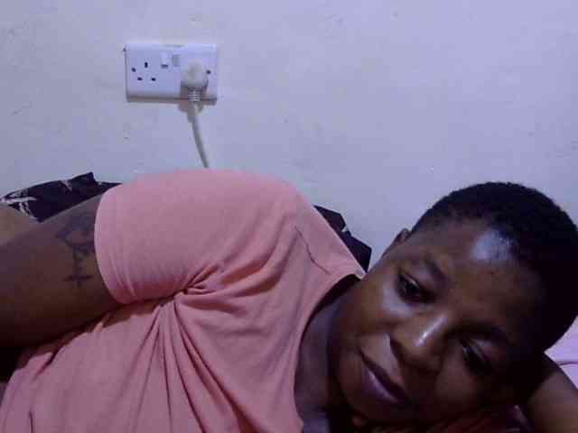 Cute-adiyaa webcam