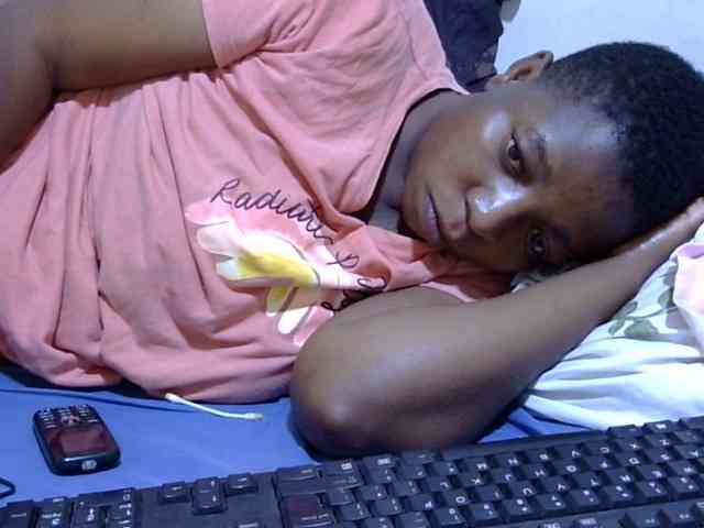 Cute-adiyaa webcam
