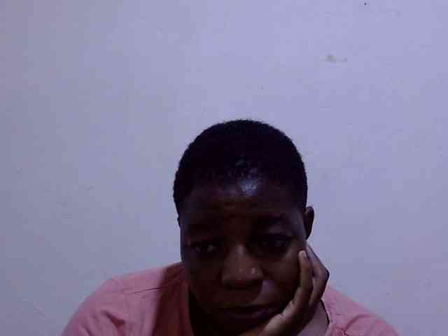 Cute-adiyaa webcam