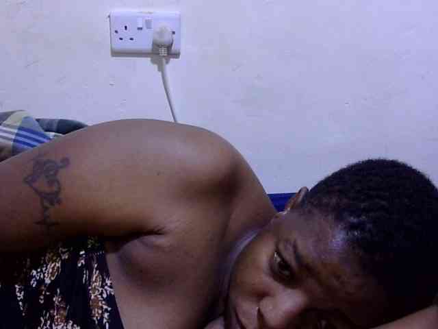 Cute-adiyaa webcam