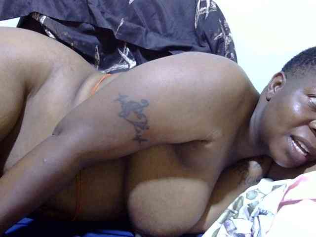 Cute-adiyaa webcam