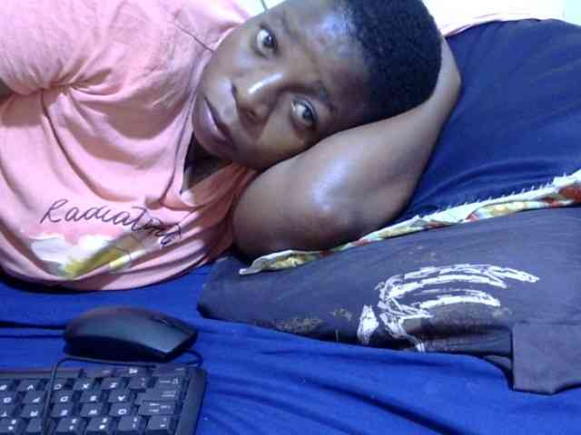Cute-adiyaa webcam