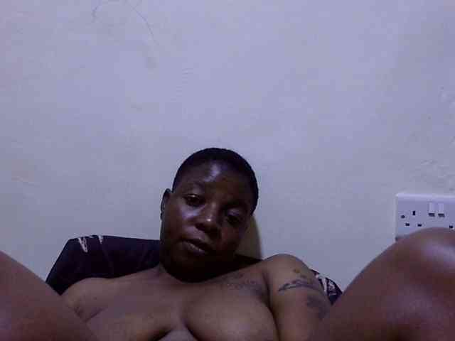 Cute-adiyaa webcam
