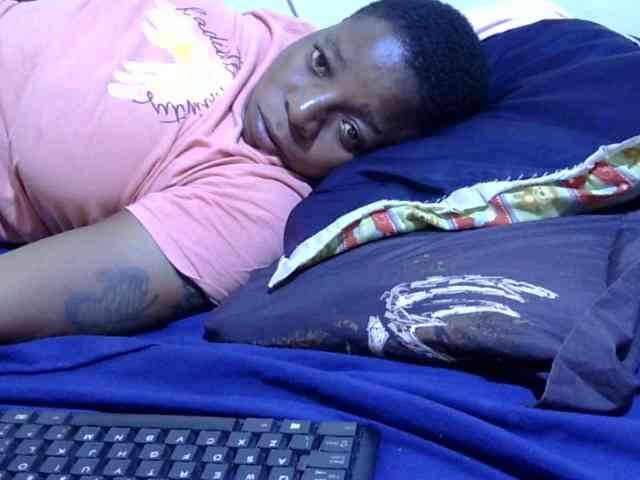 Cute-adiyaa webcam