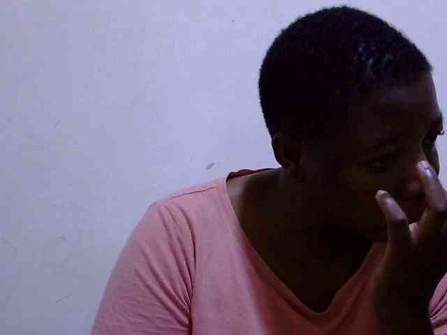 Cute-adiyaa webcam