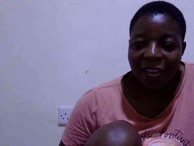 Cute-adiyaa webcam
