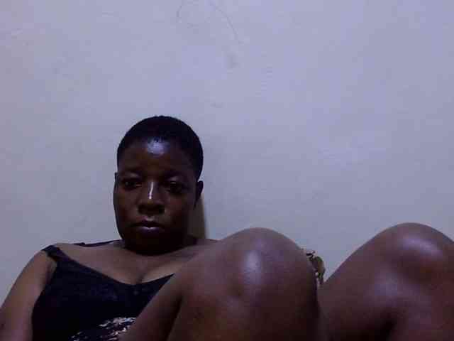 Cute-adiyaa webcam