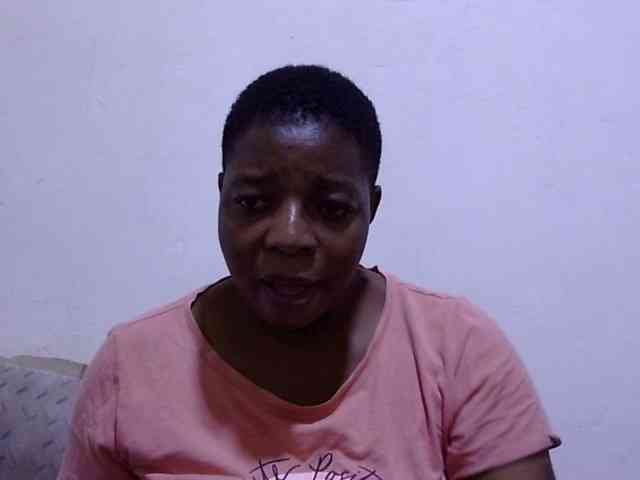 Cute-adiyaa webcam