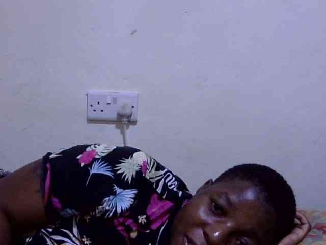 Cute-adiyaa webcam