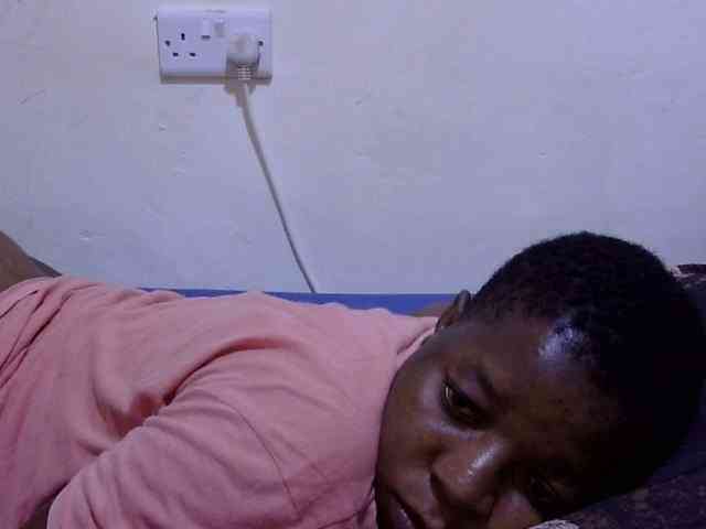 Cute-adiyaa webcam