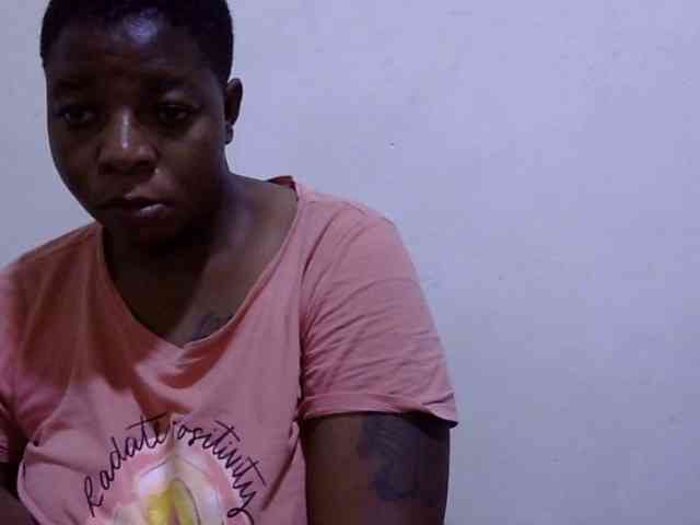 Cute-adiyaa webcam