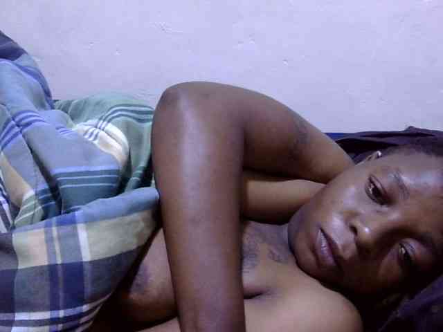 Cute-adiyaa webcam