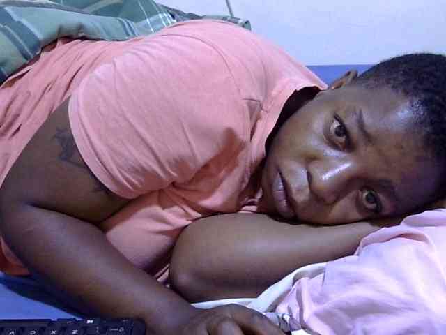 Cute-adiyaa webcam