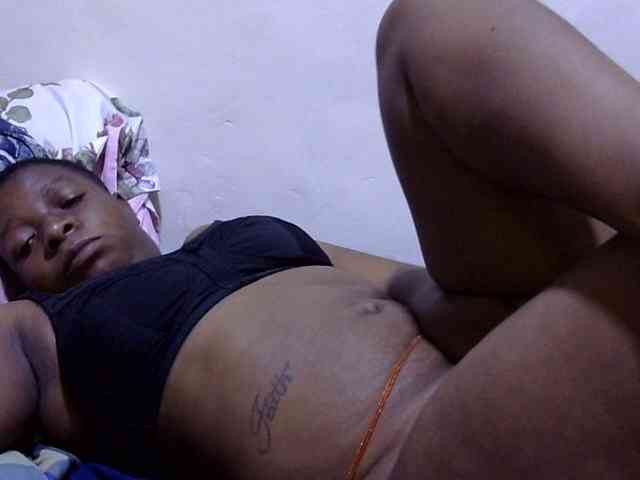 Cute-adiyaa webcam