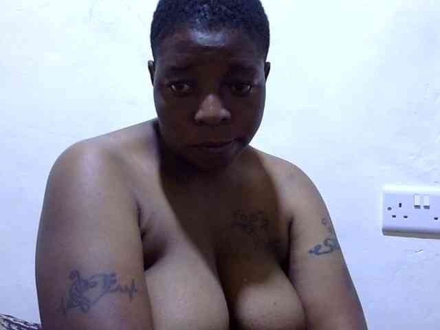 Cute-adiyaa webcam