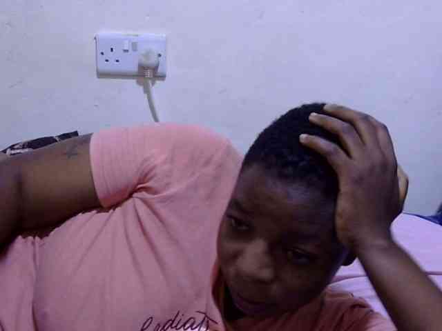 Cute-adiyaa webcam