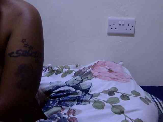 Cute-adiyaa webcam