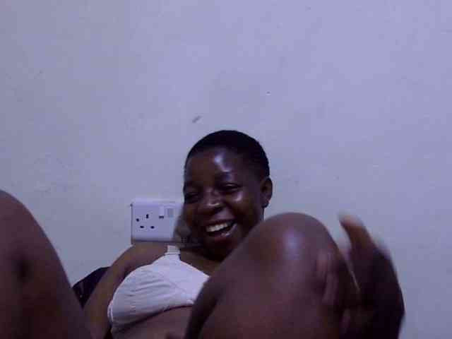 Cute-adiyaa webcam