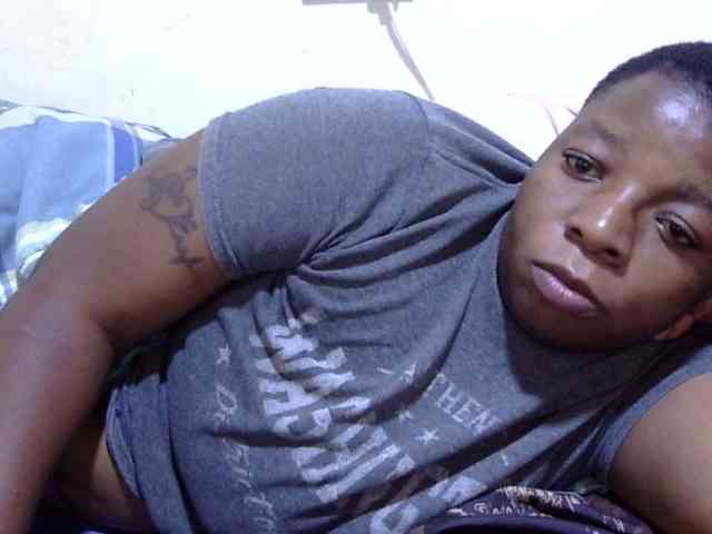 Cute-adiyaa webcam