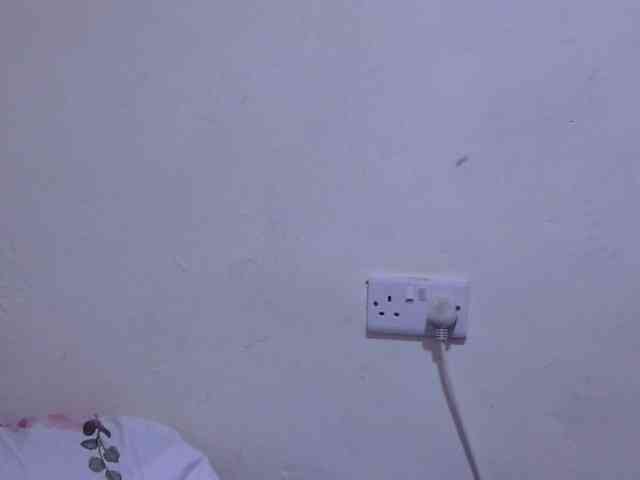 Cute-adiyaa webcam