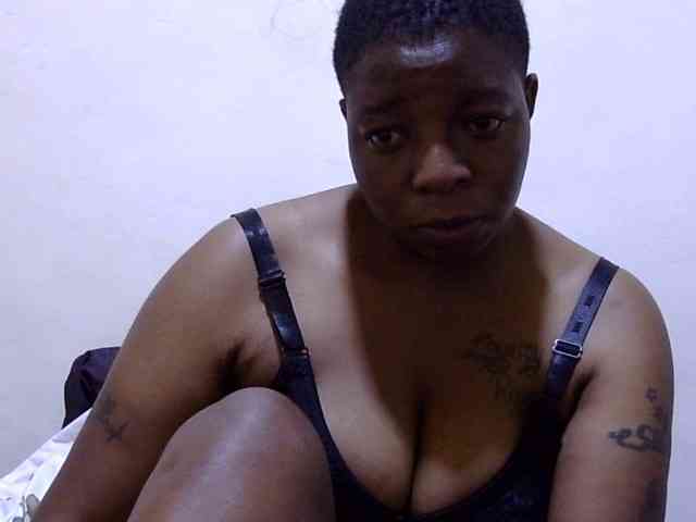 Cute-adiyaa webcam