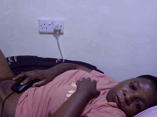 Cute-adiyaa webcam