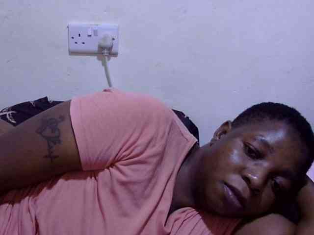 Cute-adiyaa webcam