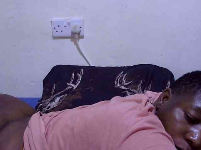 Cute-adiyaa webcam