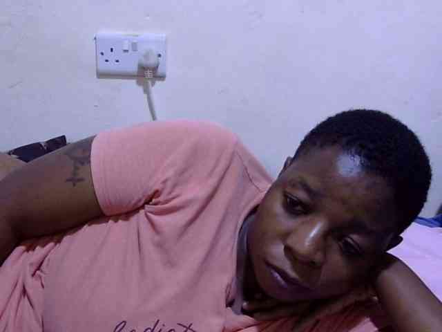 Cute-adiyaa webcam