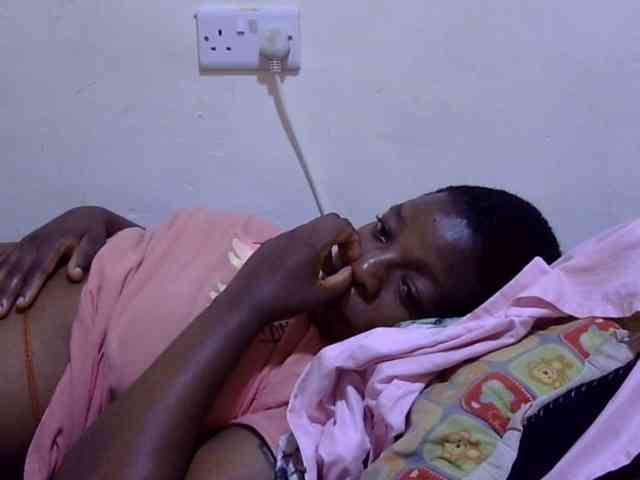 Cute-adiyaa webcam