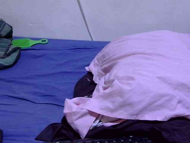 Cute-adiyaa webcam