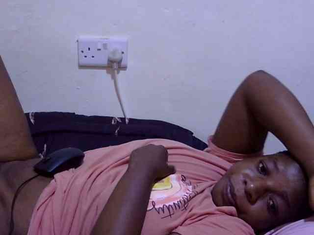 Cute-adiyaa webcam