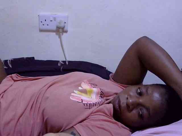 Cute-adiyaa webcam
