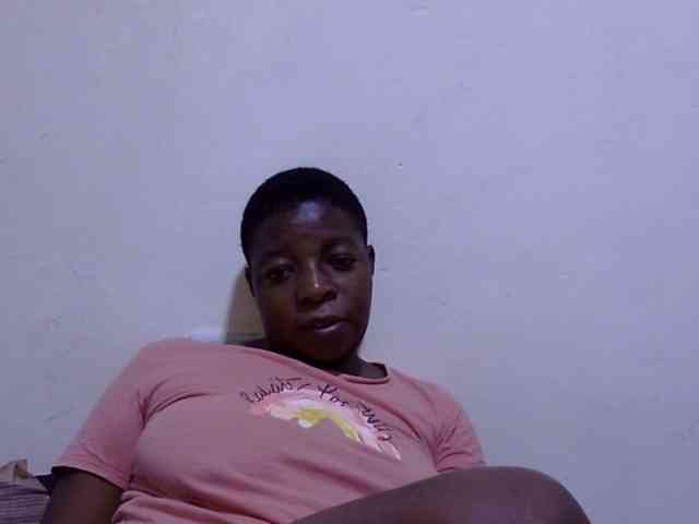 Cute-adiyaa webcam