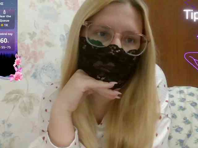 Lilithaa webcam