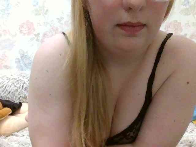 Lilithaa webcam