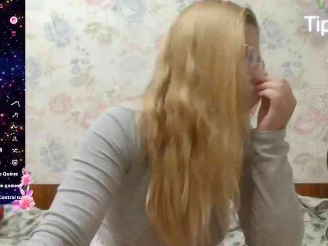 Lilithaa webcam