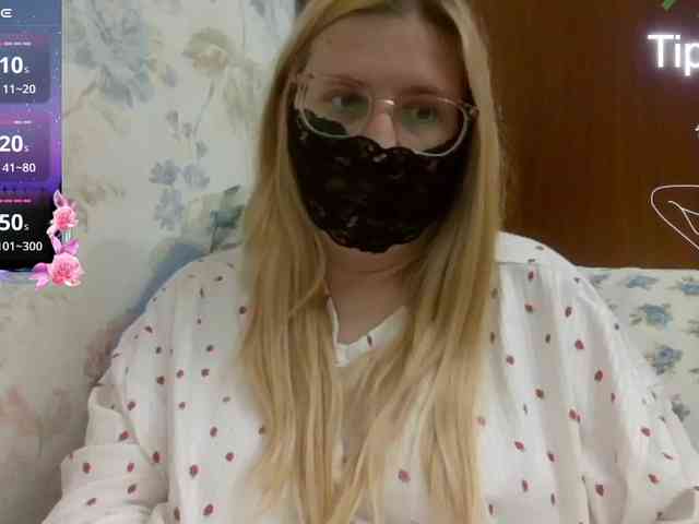 Lilithaa webcam