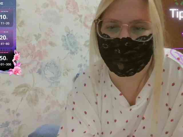 Lilithaa webcam