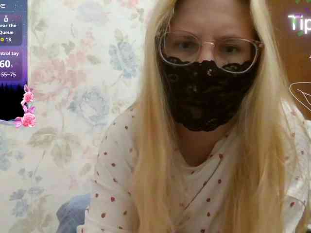 Lilithaa webcam