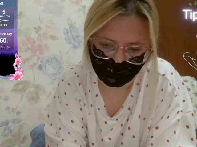 Lilithaa webcam