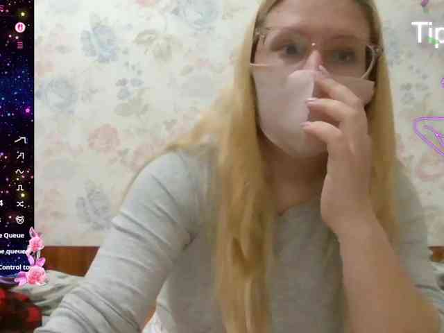 Lilithaa webcam