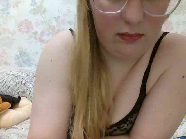 Lilithaa webcam