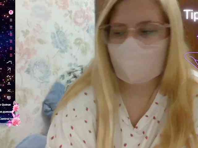 Lilithaa webcam
