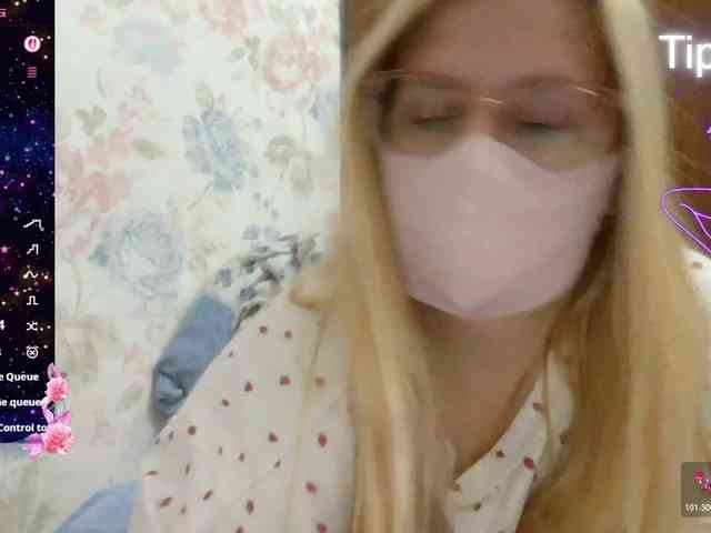 Lilithaa webcam