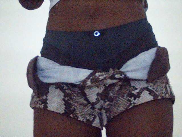 MlleKali's BongaCams show and profile