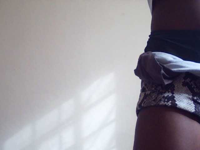 MlleKali's BongaCams show and profile