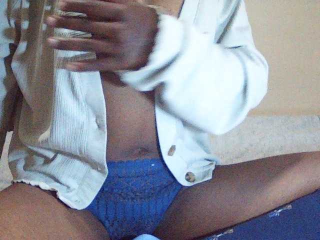 MlleKali's BongaCams show and profile